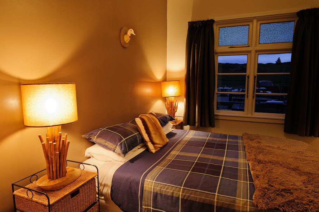 Blacks Hotel Ophir ภายนอก รูปภาพ