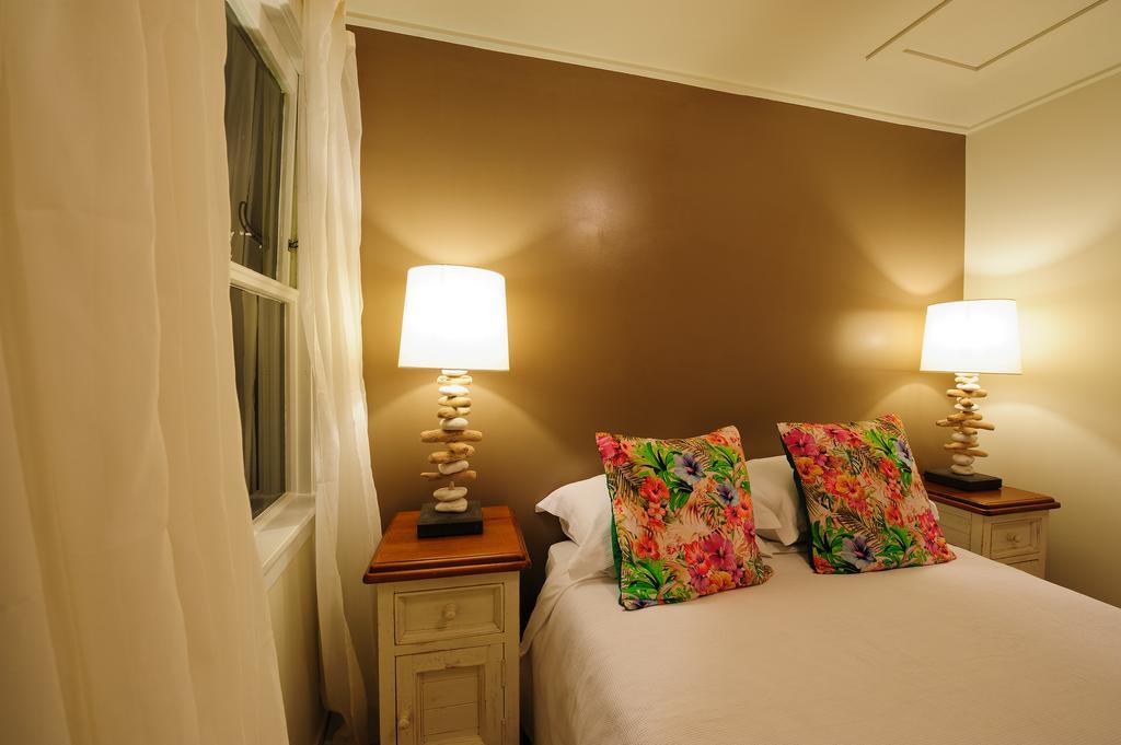 Blacks Hotel Ophir ภายนอก รูปภาพ
