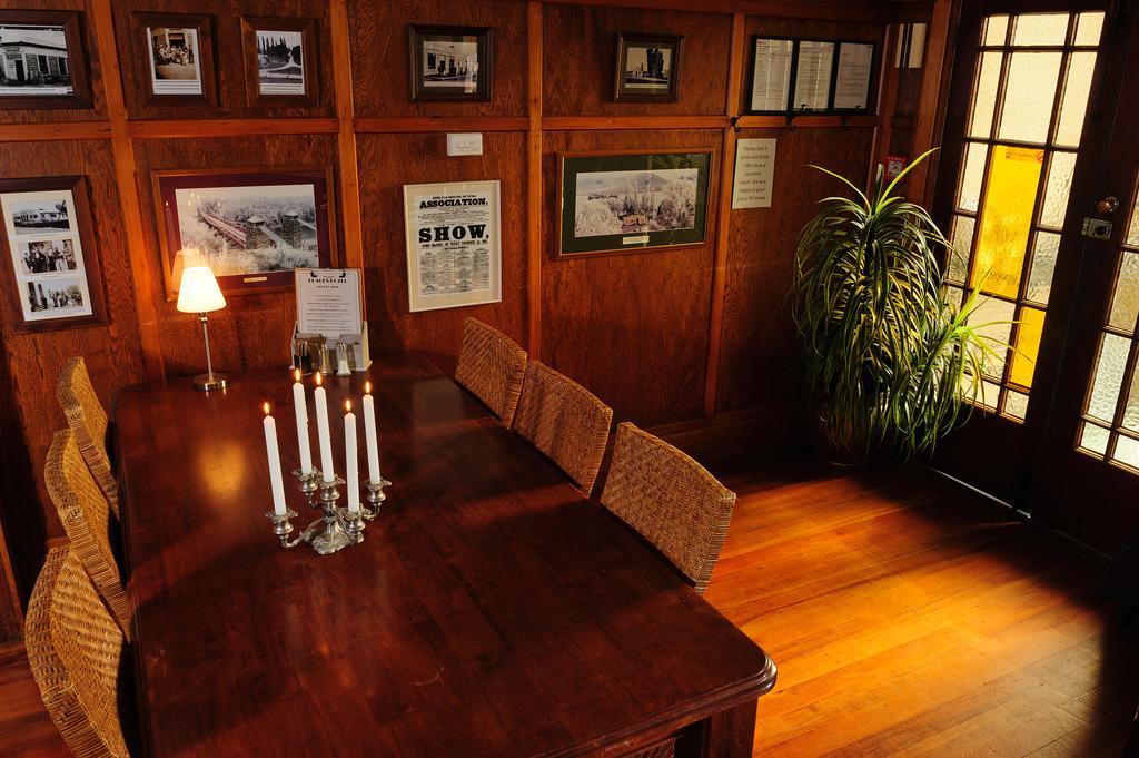 Blacks Hotel Ophir ภายนอก รูปภาพ
